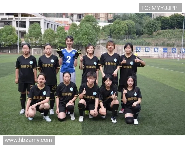 广州足球队以66分领跑杯赛积分榜展现强劲实力和夺冠希望 广州足球队以66分领跑杯赛积分榜展现强劲实力和夺冠希望